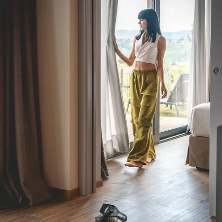 Arborina Relais La Morra