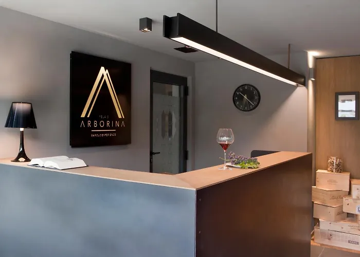 Hotell Arborina Relais La Morra