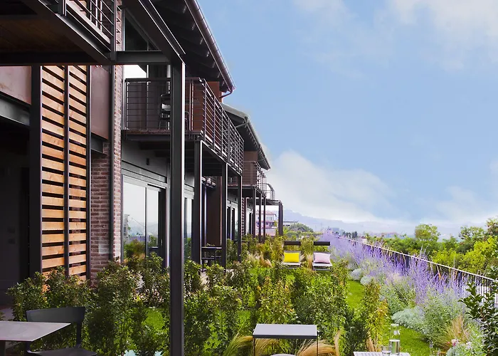 Arborina Relais Otel La Morra